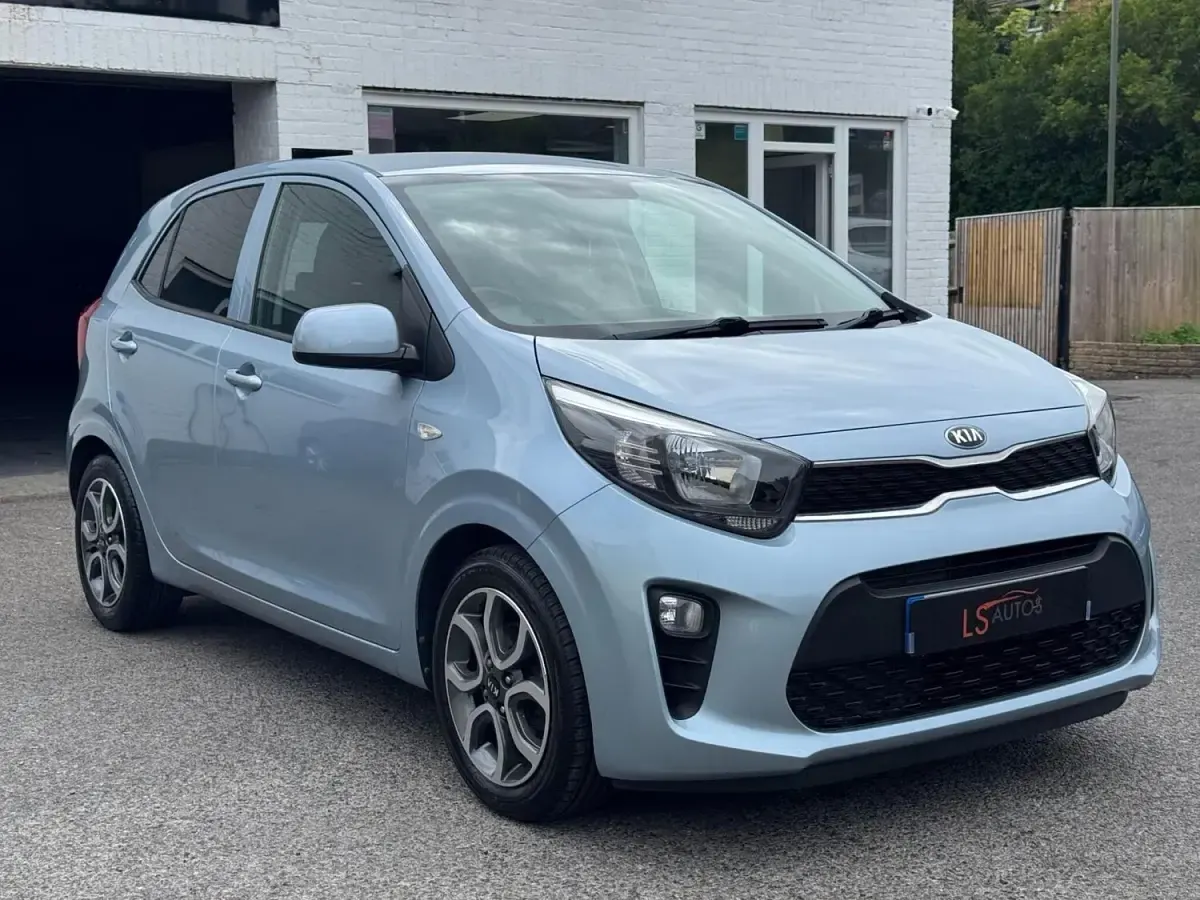 Used Kia Picanto 66 HP (48 kW) 2019 Blue Hatchback