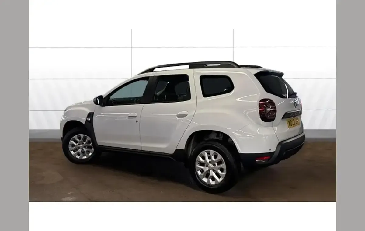 Used Dacia Duster Comfort 150 HP (110 kW) 2022 White SUV
