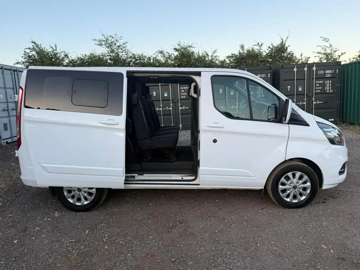 Used Ford Transit Custom Limited 2019 White Van