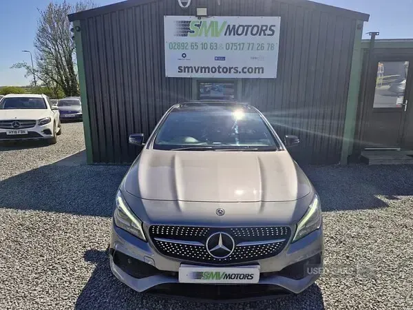 Usado Mercedes CLA220 AMG line 2019 Gris Berlina
