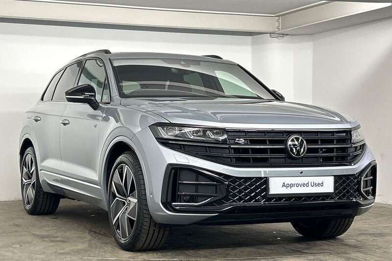 Silver Used 2025 VW Touareg Black Edition SUV | £59,995 (Expensive) - Image 1/4