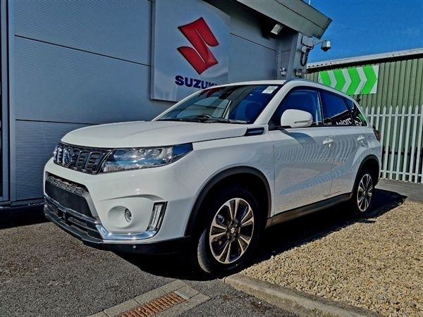 White Used 2024 Suzuki Vitara SZ5 SUV | £30,999 - Image 1/1