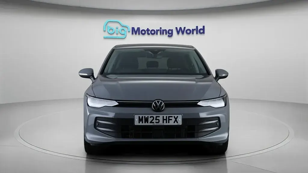 Used VW Golf VIII Comfortline 150 HP (110 kW) 2025 Hatchback
