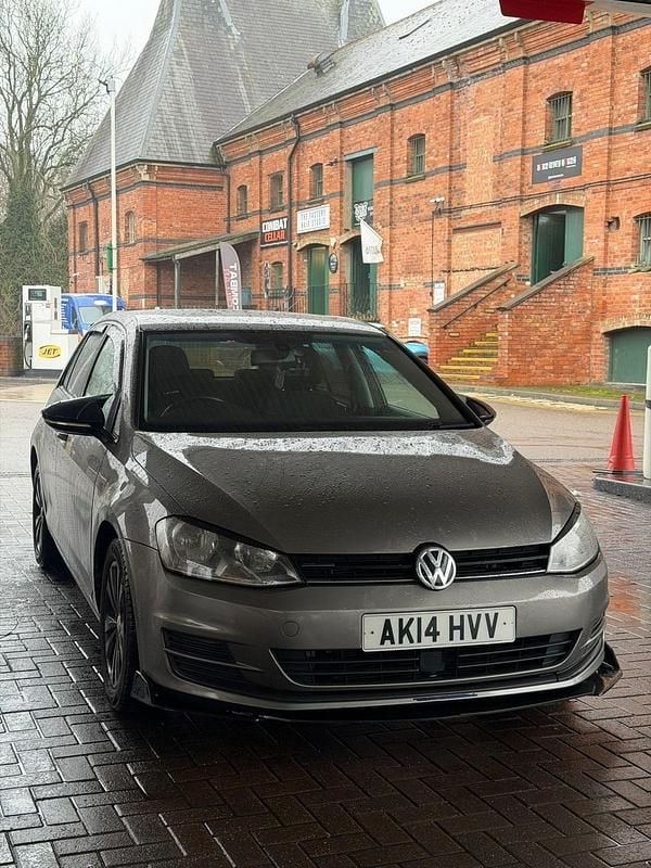Used VW Golf VII SE 105 HP (77 kW) 2014 Grey Hatchback