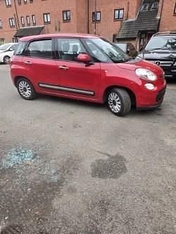 Used Fiat 500L Pop Star 95 HP (69 kW) 2016 Red MPV