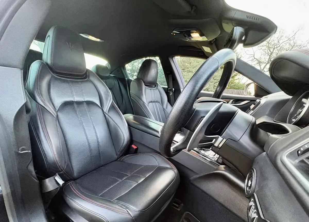 Used Maserati Ghibli 330 HP (242 kW) 2021 Black Sedan