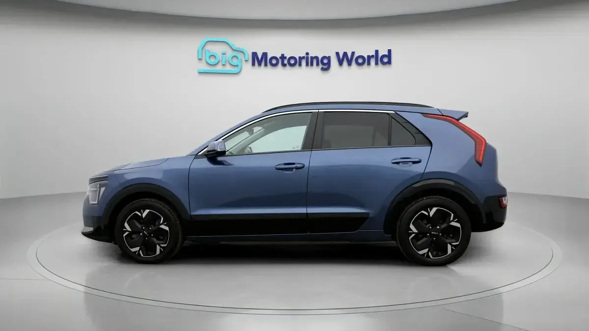Used Kia e-Niro 147 kW (201 HP) 2024 Blue SUV