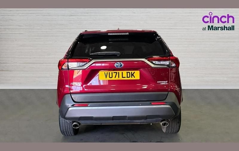 Used Toyota RAV4 Hybrid 218 HP (160 kW) 2021 Red SUV