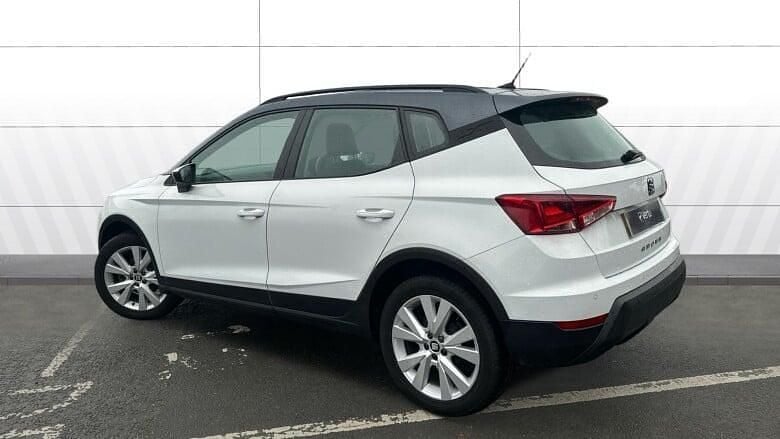 Used Seat Arona SE Technology 95 HP (69 kW) 2020 White SUV