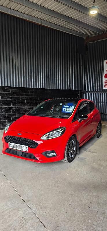 Used Ford Fiesta ST-Line X 140 HP (102 kW) 2018 Red Hatchback
