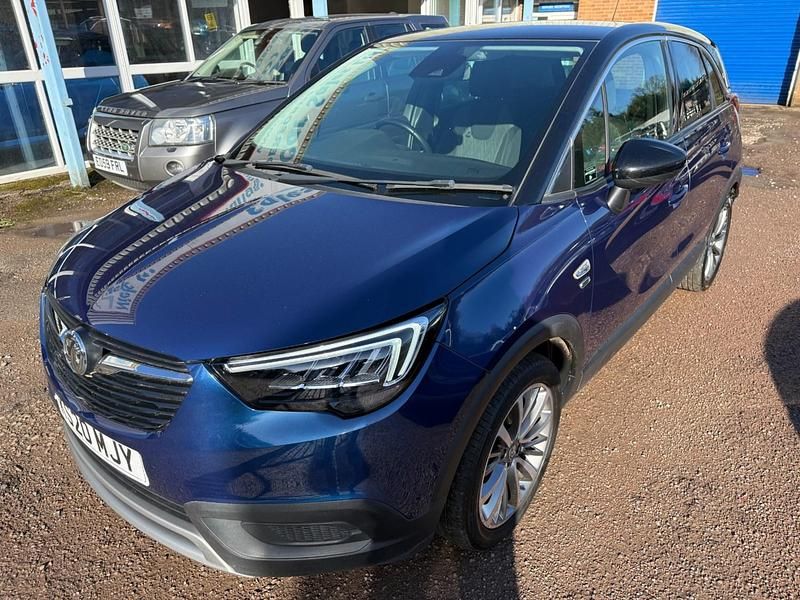Used Vauxhall Crossland X 83 HP (61 kW) 2020 Blue SUV