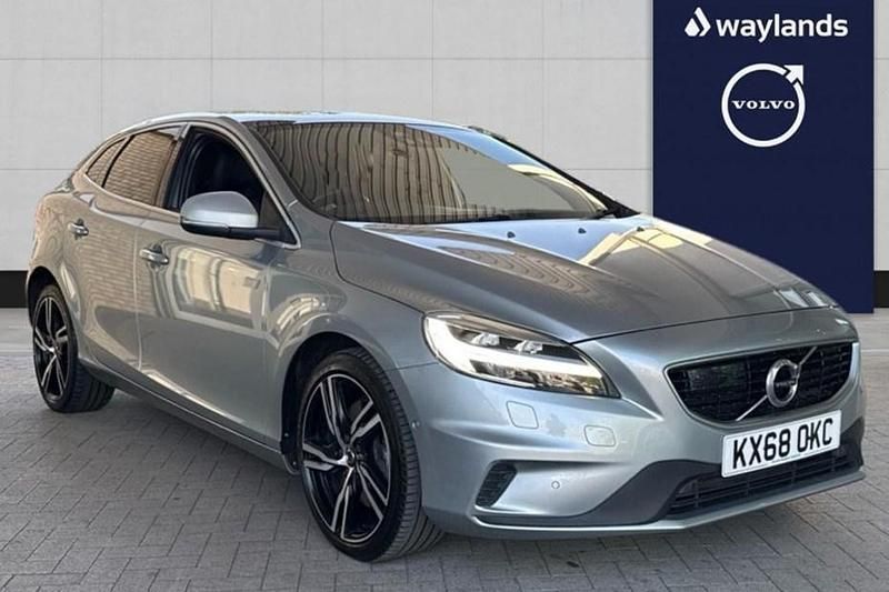 Silver Used 2018 Volvo V40 R-Design Estate | £12,040 (Fair price) - Image 1/1