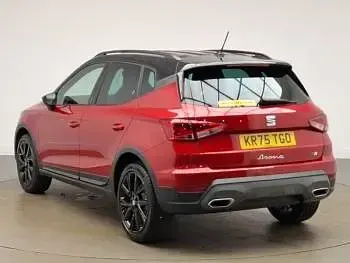 New Seat Arona Black Edition 115 HP (84 kW) 2025 Red SUV
