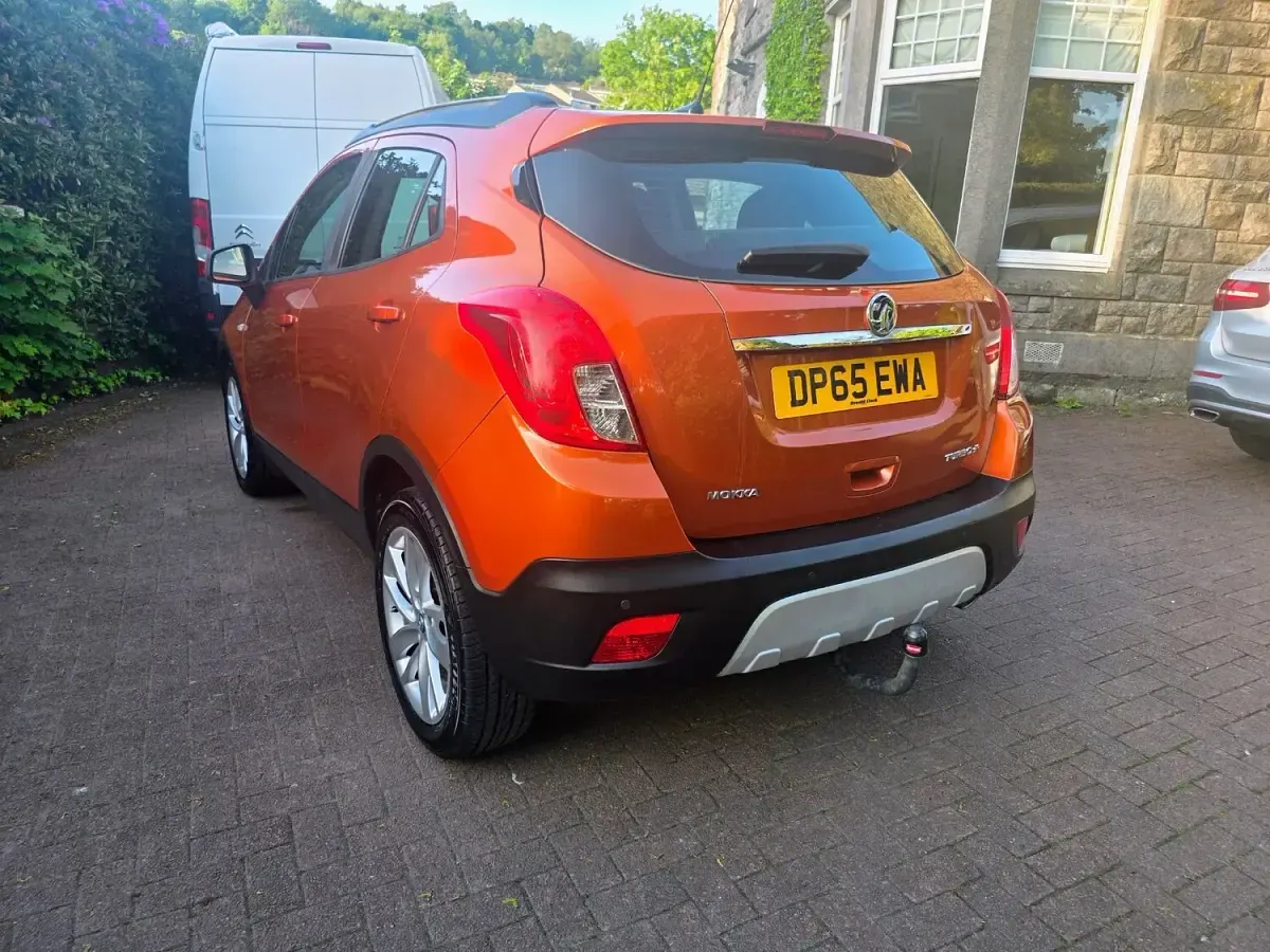 Used Vauxhall Mokka 140 HP (102 kW) 2015 Orange SUV