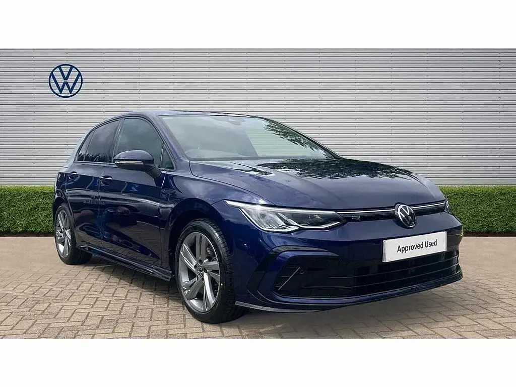 Used VW Golf VIII R-line 131 HP (96 kW) 2023 Hatchback