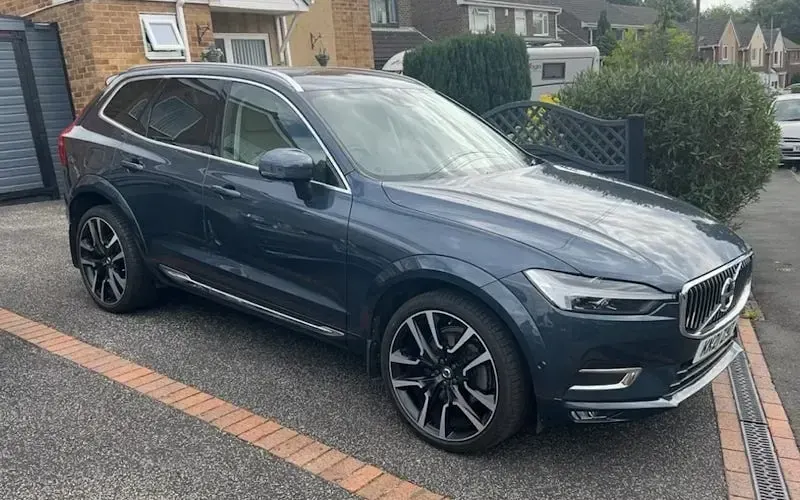 Used Volvo XC60 Inscription 235 HP (172 kW) 2021 SUV