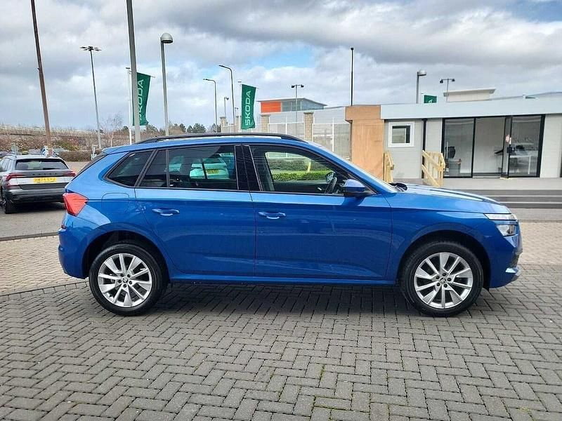 Used Skoda 110 R SE Drive 81 HP (59 kW) 2023 Race blue metallic Estate