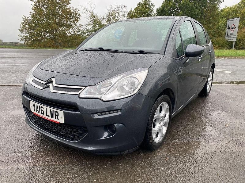 Używany Citroën C3 2016 Szary Hatchback