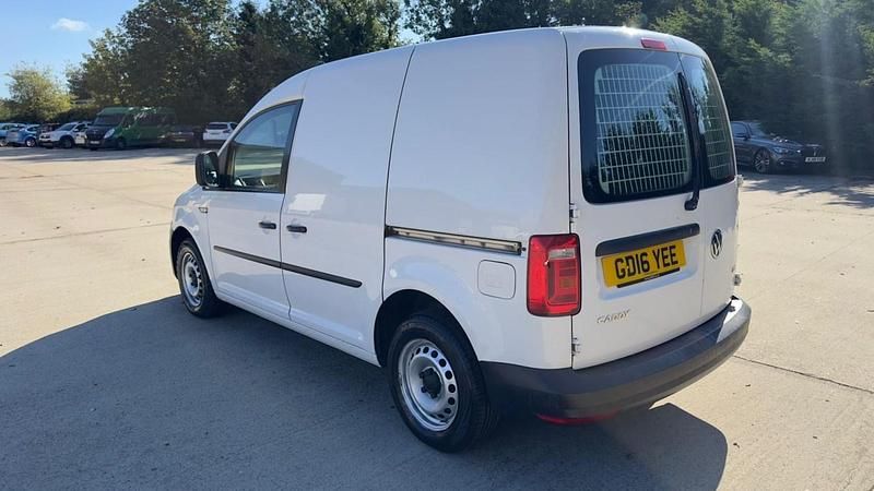 Used VW Caddy Startline 102 HP (75 kW) 2016 White MPV