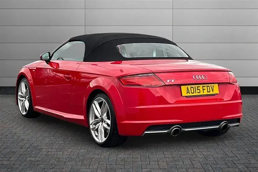 Usado Audi TT S-Line 230 HP (169 kW) 2015 Vermelho Coupé