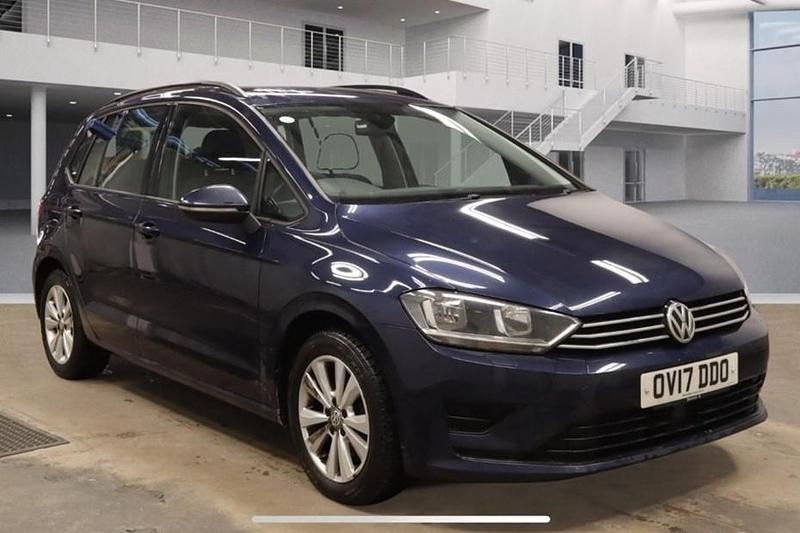 Used 2017 VW Golf VII SE | £7,990 (Fair price) - Image 1/1