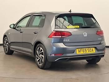 Begagnad VW Golf VII Match 130 HK (95 kW) 2019 Grå Halvkombi