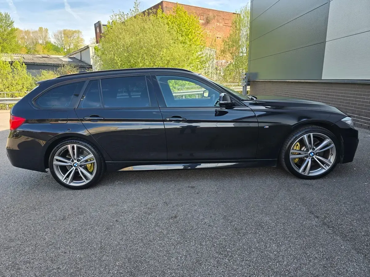 Used BMW 320 M Sport 2014 Black Estate