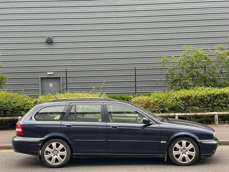 Used Jaguar X-type SE 155 HP (114 kW) 2006 Blue Estate