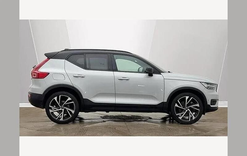 Used Volvo XC40 R-Design Pro 258 HP (189 kW) 2021 Silver SUV