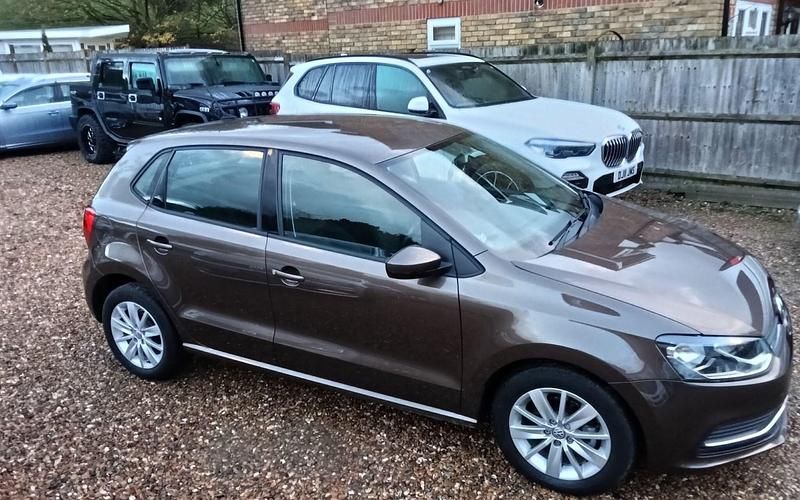 Used VW Polo Match 90 HP (66 kW) 2025 Brown Hatchback