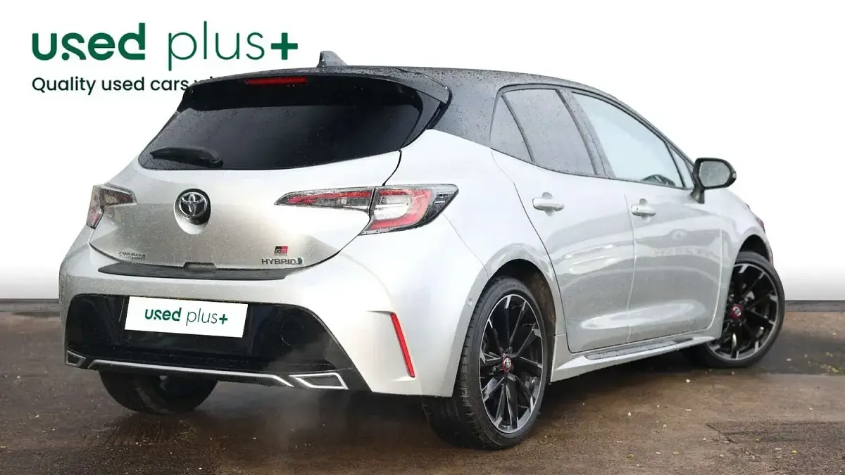Used Toyota Corolla Sport 122 HP (89 kW) 2022 Silver Hatchback