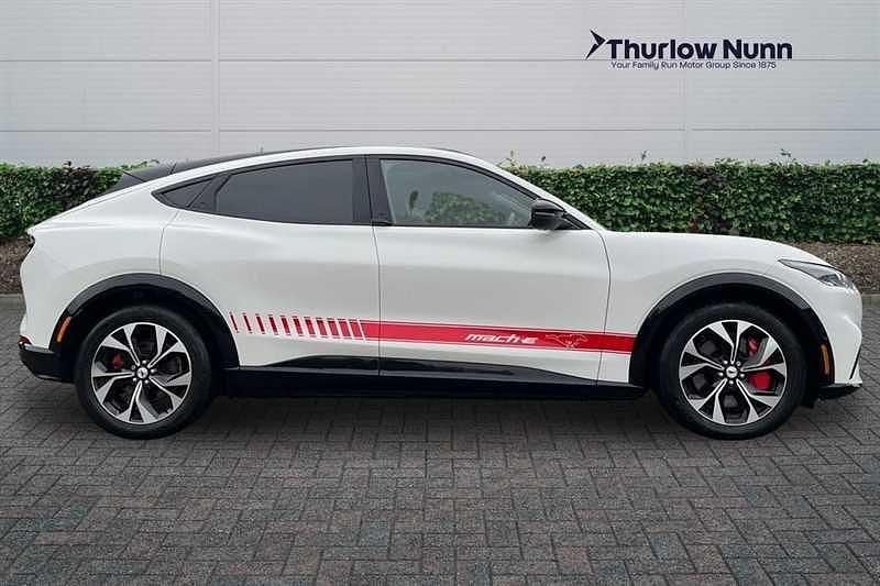 Used Ford Mustang Mach-E Standard Range 197 kW (269 HP) 2021 White SUV