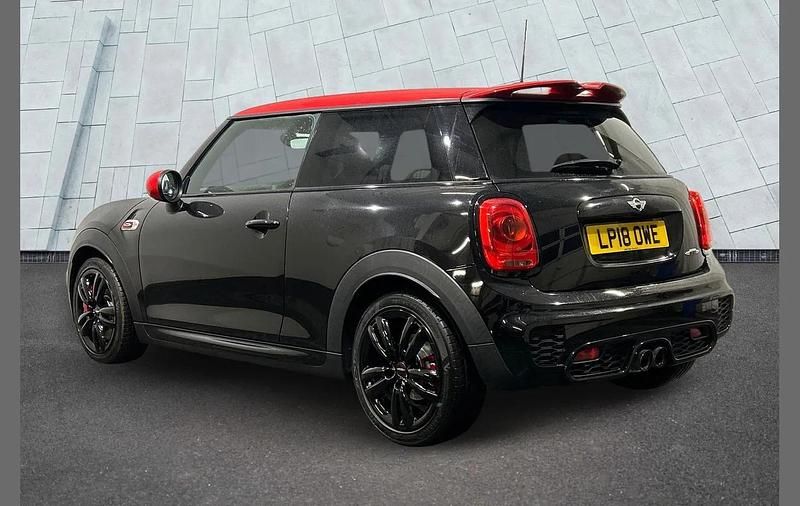 Used Mini John Cooper Works Hatch 228 HP (167 kW) 2018 Black Hatchback
