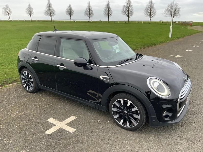 Used Mini Cooper Exclusive 136 HP (100 kW) 2019 Black Hatchback