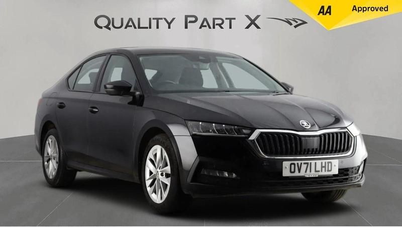 Black Used 2021 Skoda Octavia SE Technology Hatchback | £11,395 (Good price) - Image 1/4