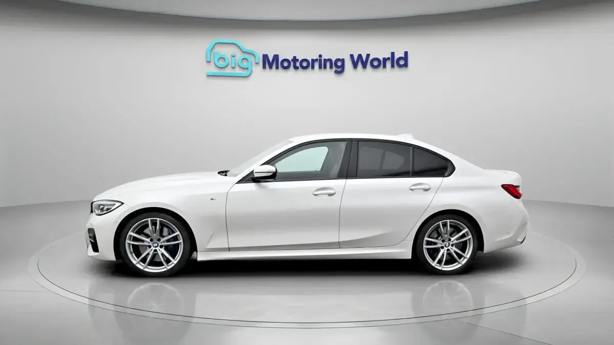 Used BMW 320 M Sport 184 HP (135 kW) 2021 White Sedan
