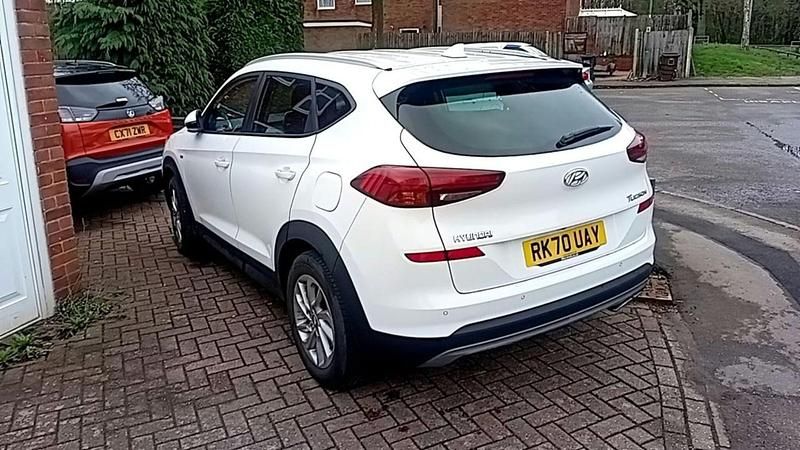 Used Hyundai Tucson SE 2020 White SUV