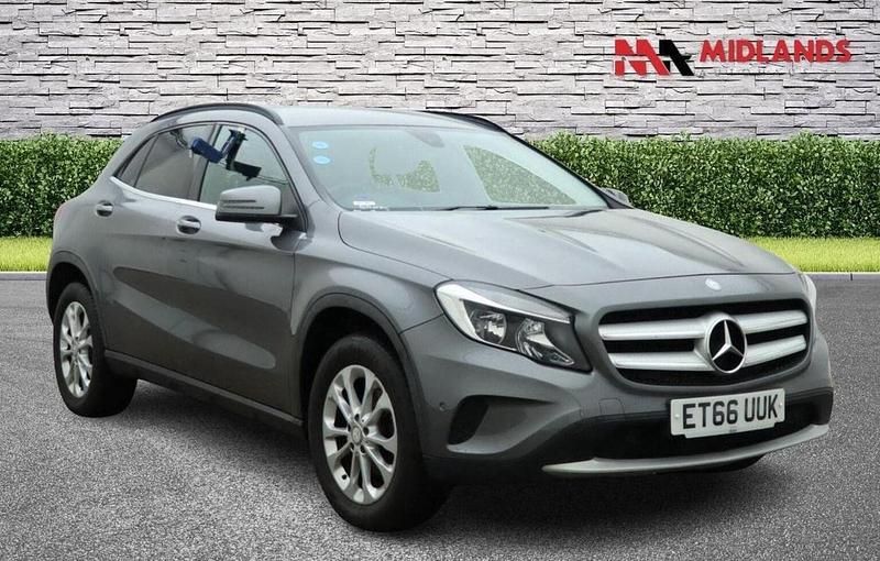 Grey Used 2017 Mercedes GLA200 Executive SUV | £9,500 (Fair price) - Image 1/3