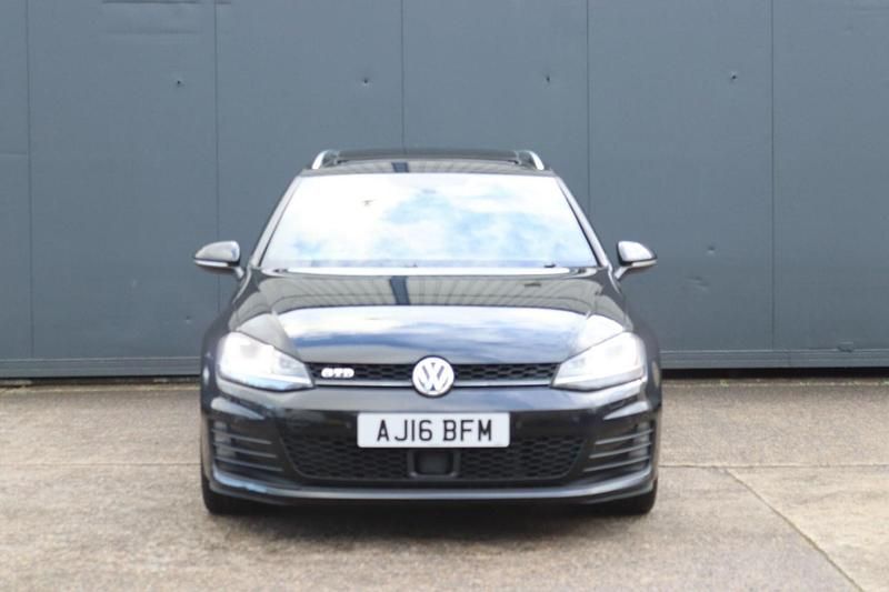 Used VW Golf VII GTD 184 HP (135 kW) 2016 Black Estate