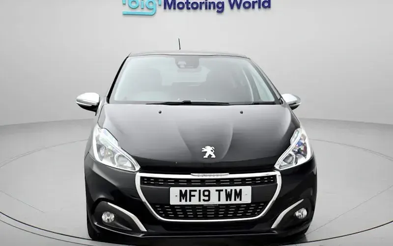 Used Peugeot 208 S 82 HP (60 kW) 2019 Black Hatchback