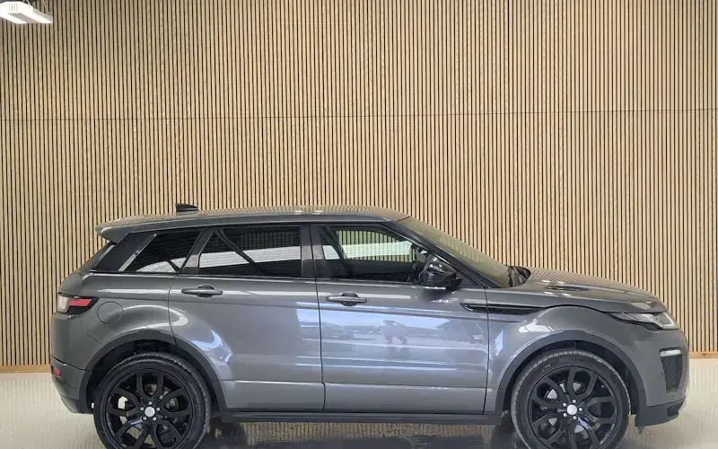 Used Land Rover Range Rover evoque HSE Dynamic 179 HP (131 kW) 2017 Grey SUV