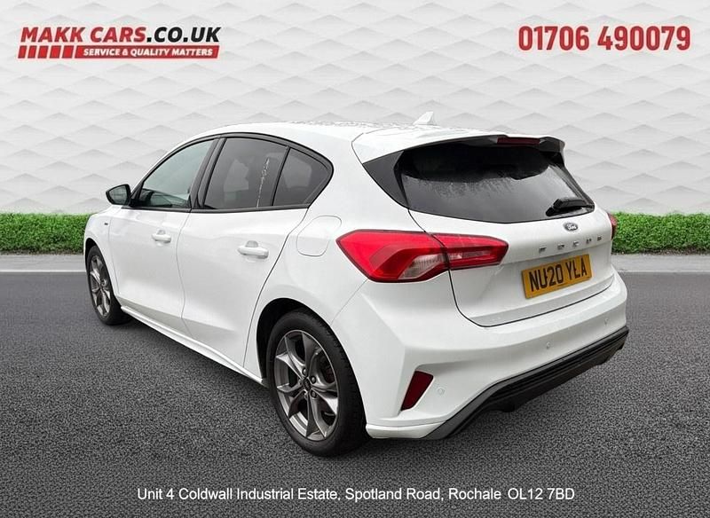 Used Ford Focus ST-Line 125 HP (91 kW) 2020 White Hatchback