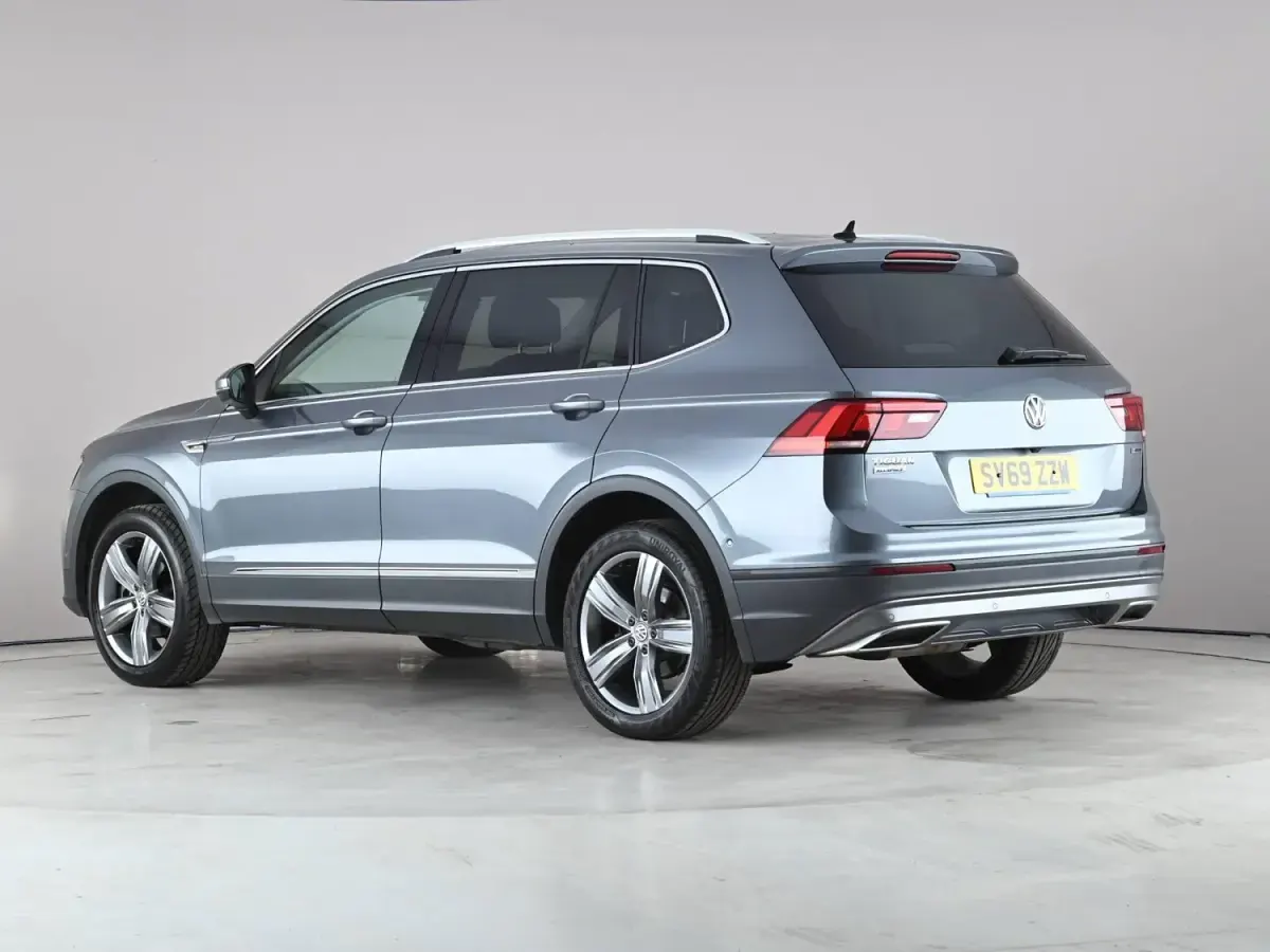 Usado VW Tiguan Allspace Match 2019 Cinzento SUV