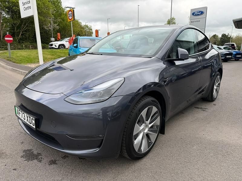 Begagnad Tesla Model Y Long Range AWD 378 kW (514 HK) 2023 SUV