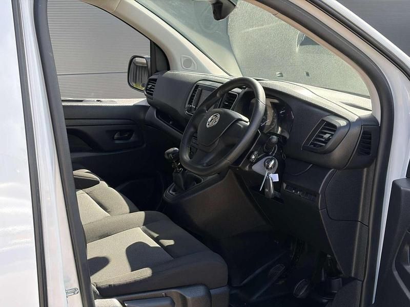 Used Vauxhall Vivaro S 2023 White MPV