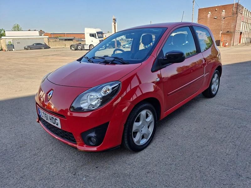 Used Renault Twingo Dynamique 2011 Red Hatchback