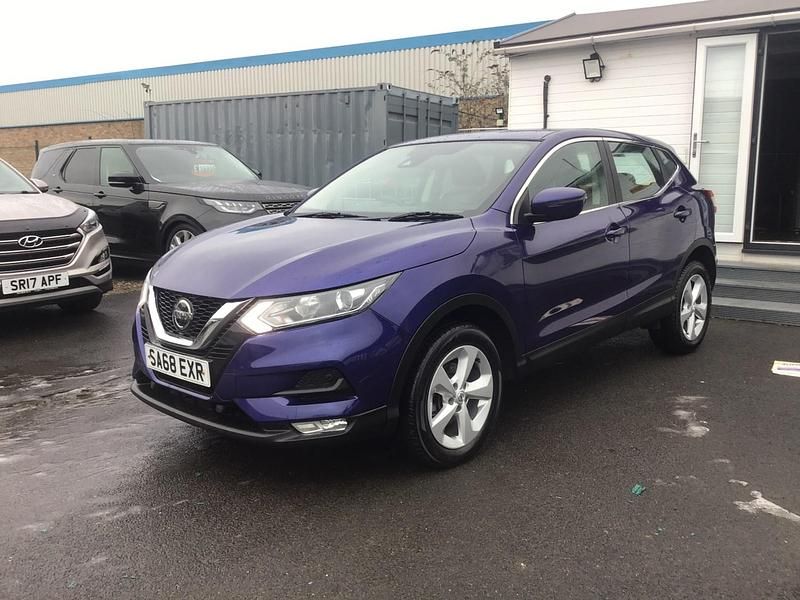 Used Nissan Qashqai Acenta Premium 115 HP (84 kW) 2018 Blue SUV