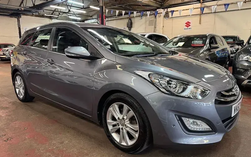 Used Hyundai i30 Style 128 HP (94 kW) 2013 Estate