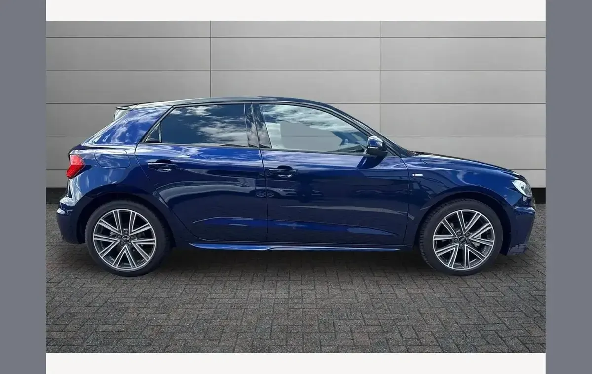 Used Audi A1 S-Line 116 HP (85 kW) 2026 Blue SUV