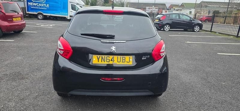 Used Peugeot 208 Allure 2014 Black Hatchback